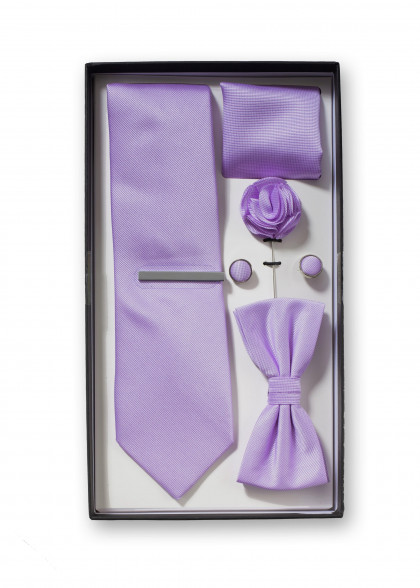 Geschenk-Set fliederfarben Krawatte, Fliege, Einstecktuch und Accessoires