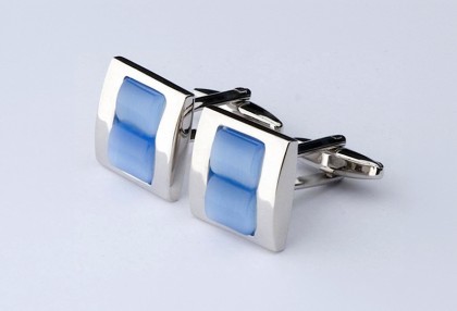 Hübsche Manschettenknöpfe Silber / Hellblau mit Katzenaugenstein